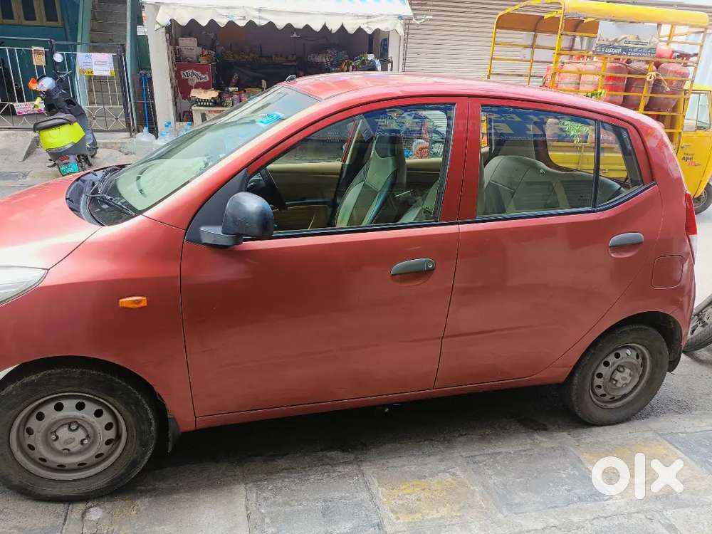 Hyundai I10 2010 Petrol Well Maintained Immediate Sale Due Parking Pro
