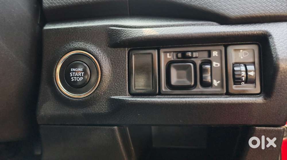 Maruti Suzuki Brezza 1.5 Zxi Plus Smart Hybrid, 2021, Petrol