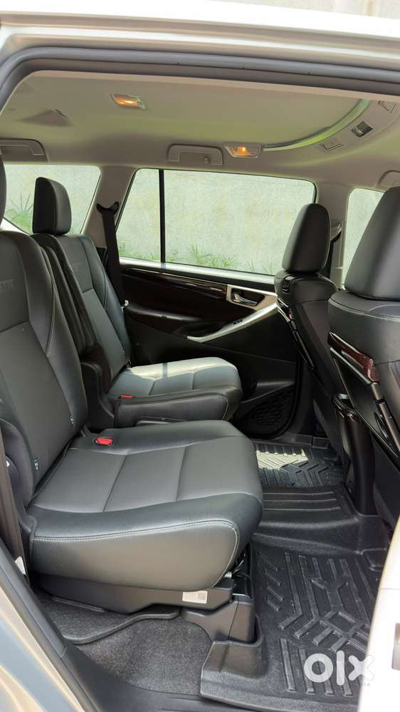 Toyota Innova Crysta 2.4 Z 7 Str, 2025, Diesel