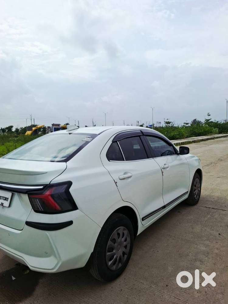 Maruti Suzuki Swift Dzire 1.3 Vxi, 2025, Cng & Hybrids