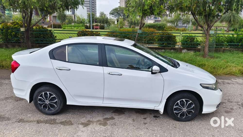Honda City 1.5 V At Sunroof, 2012, Petrol
