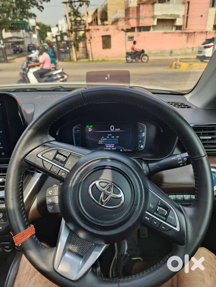 Toyota Urban Cruiser Hyryder V Hybrid Aero Edition, 2023, Petrol
