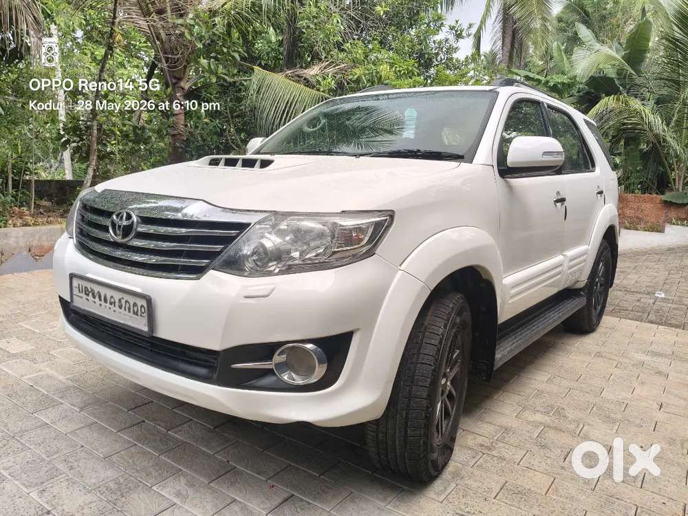 2015 Fortuner Re 4x2 Automatic Km. 155 Service Available Second Key