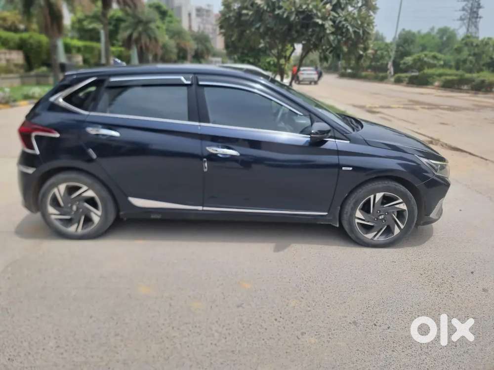 Direct Owner Hyundai New I20 Asta (o) Turbo Dct  2023 Petrol