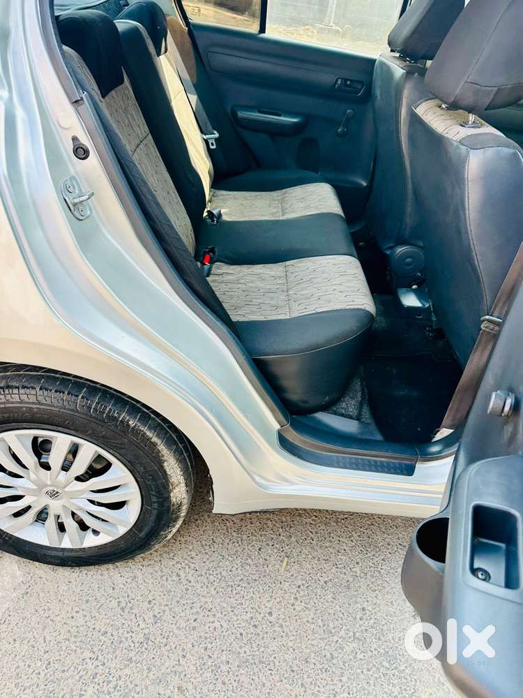 Maruti Suzuki Swift Dzire Lxi Option, 2011, Cng & Hybrids