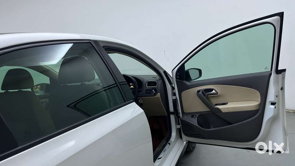 Volkswagen Vento Petrol Highline At, 2022, Petrol