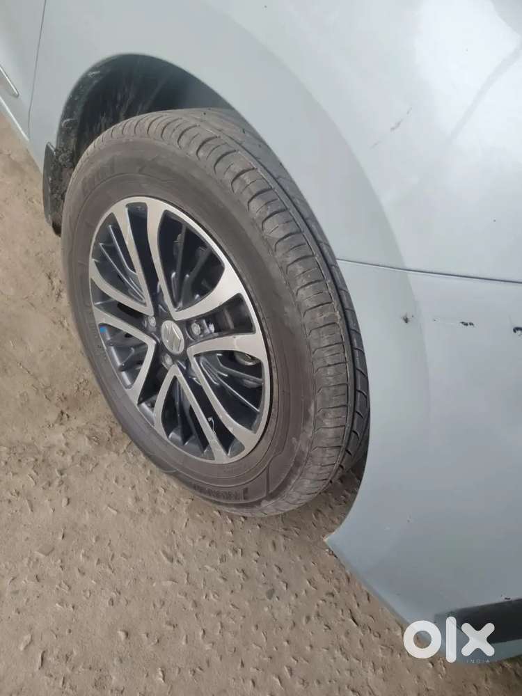 Maruti Suzuki Ertiga 2023 Cng & Hybrids 83000 Km Driven