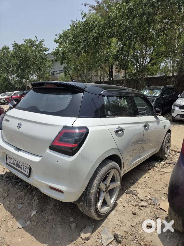 Maruti Suzuki New-gen Swift 2024 Petrol 11000 Km Driven