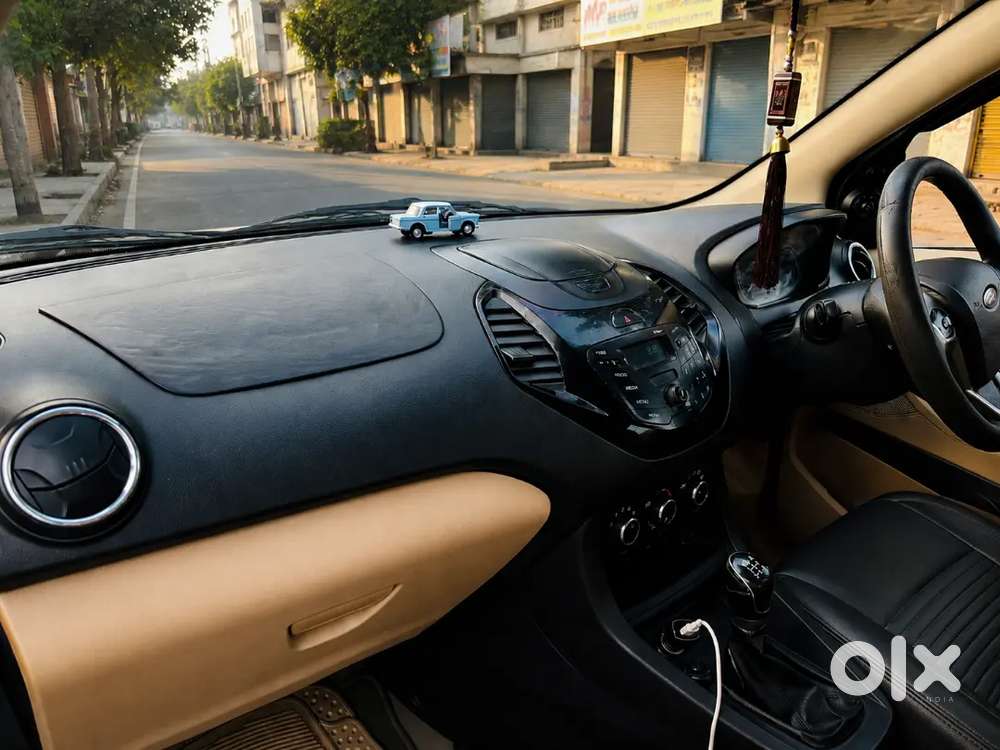 Ford Aspire Titanium 2016