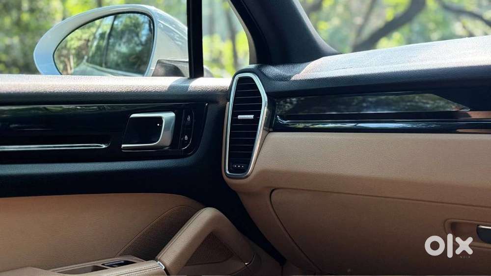 Porsche Cayenne Base, 2019, Petrol