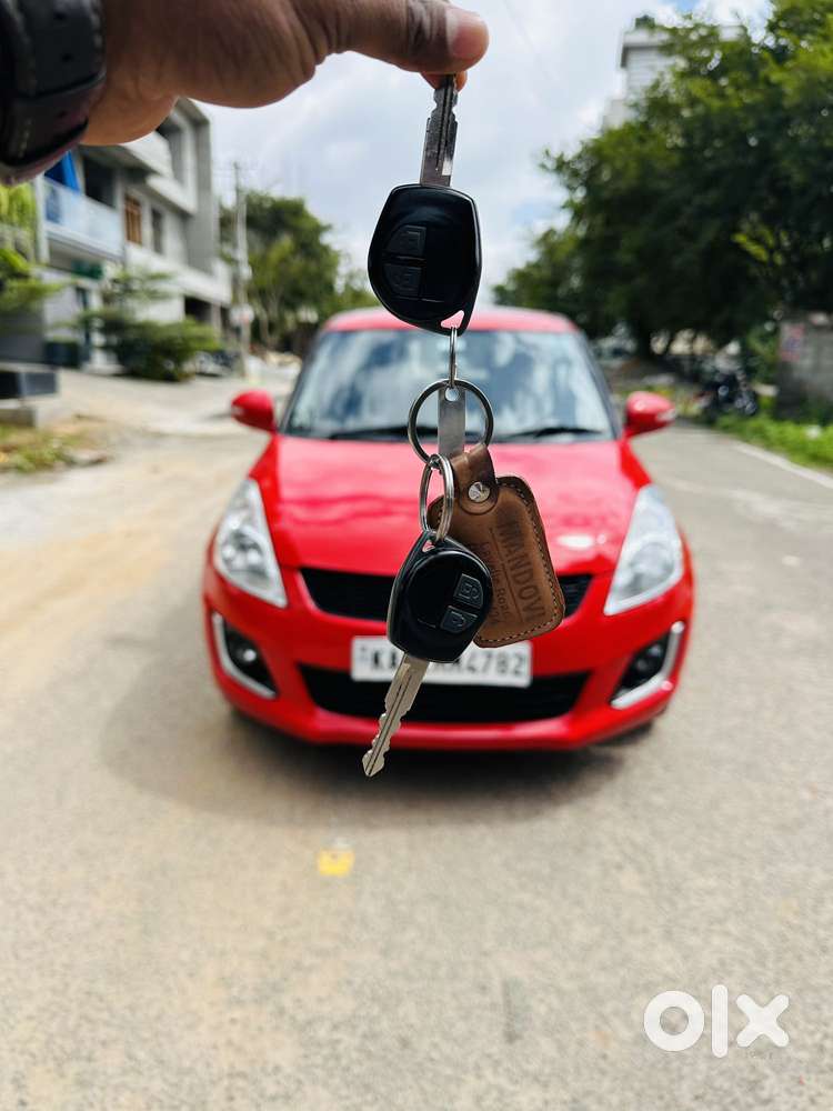Maruti Suzuki Swift Vxi Abs Bsiv, 2017, Petrol