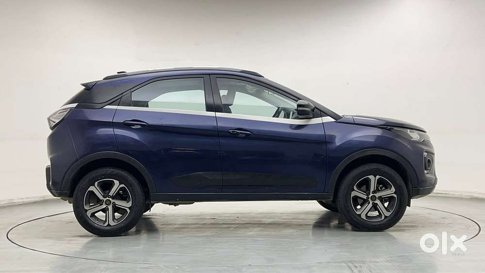 Tata Nexon Xz Plus (hs), 2022, Petrol