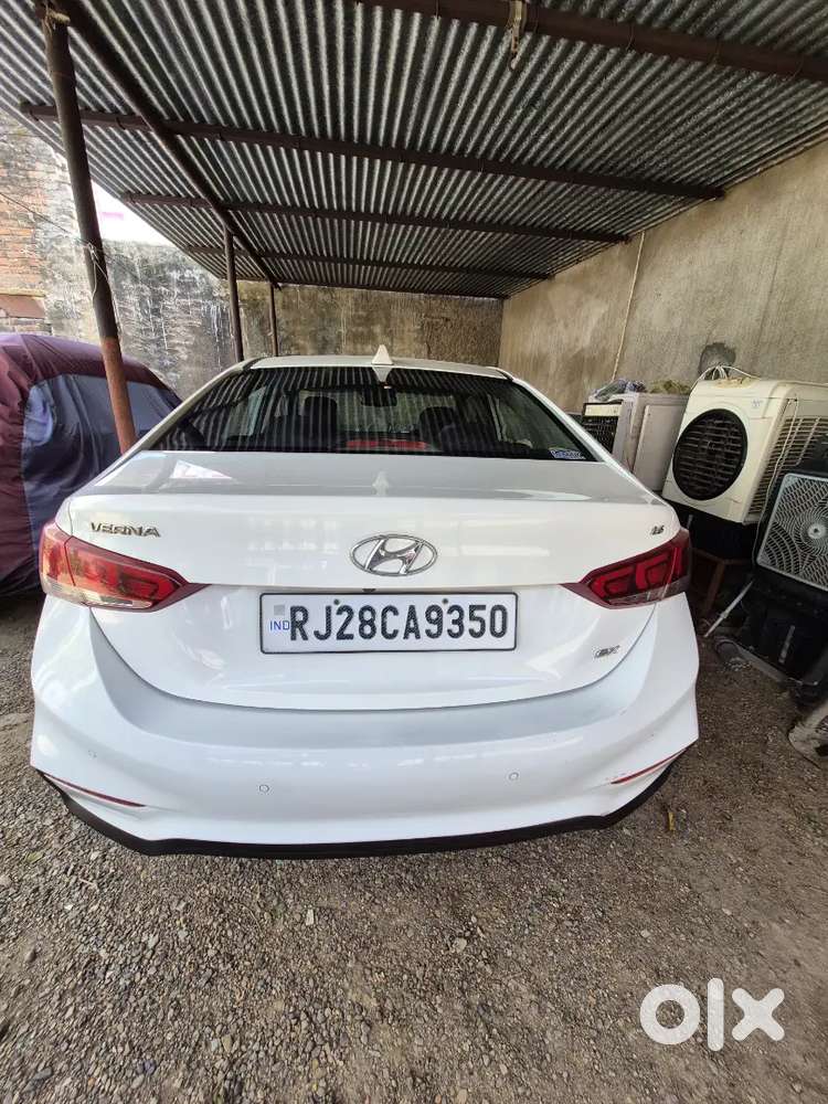 Hyundai Verna 2018 Petrol 27500 Km Driven