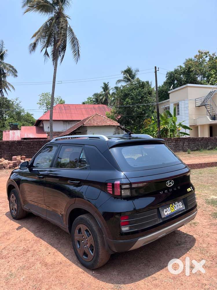 Hyundai Venue S Mt 1.2 Kappa, 2023, Petrol