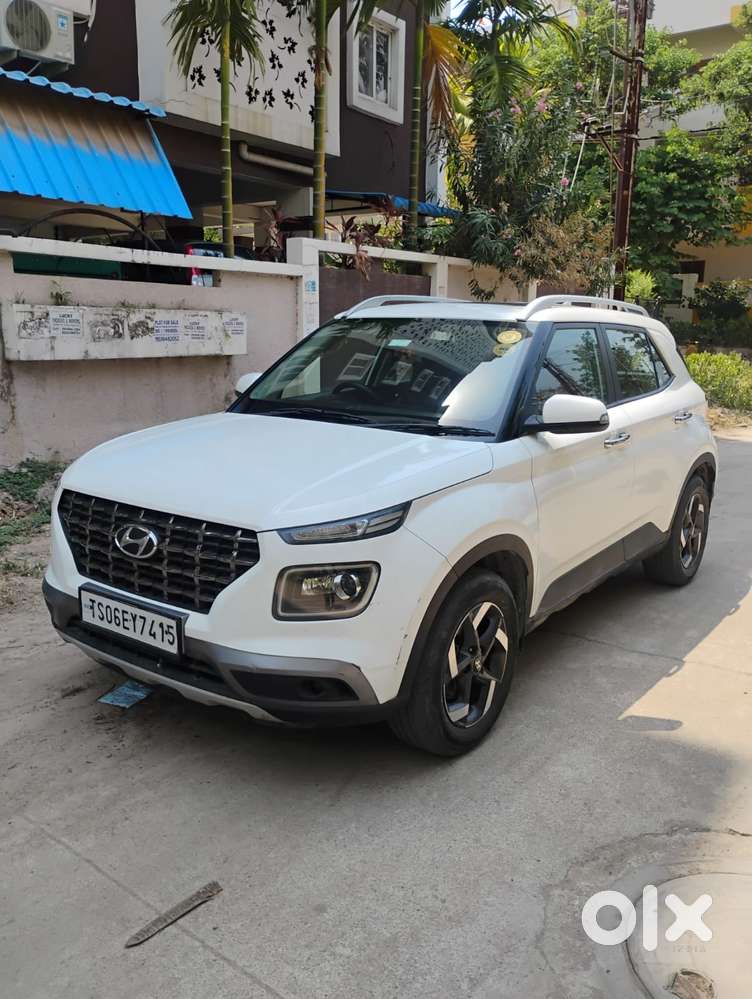 Hyundai Venue Sx+ At, 2019, Petrol