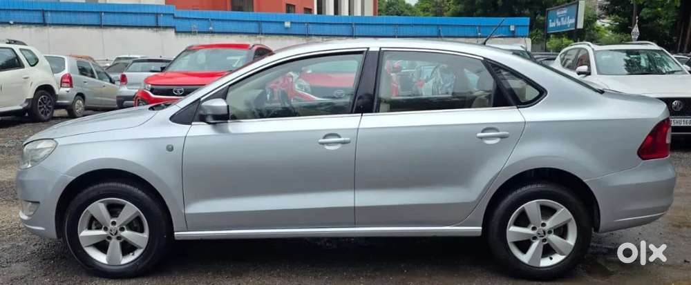 Skoda Rapid 1.6 Mpi At Elegance, 2016, Petrol