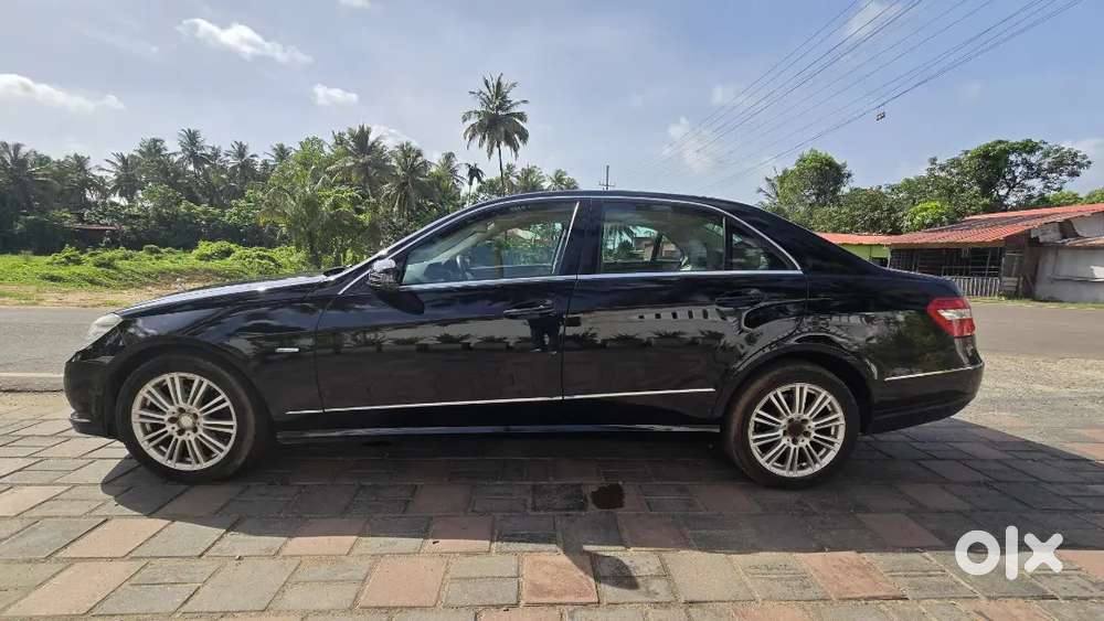 Mercedes-benz E-class 2011