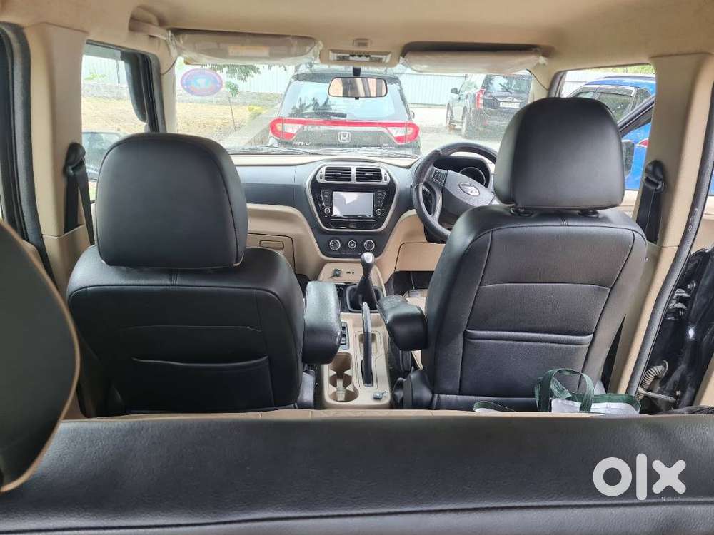 Mahindra Tuv 300 T10, 2019, Diesel