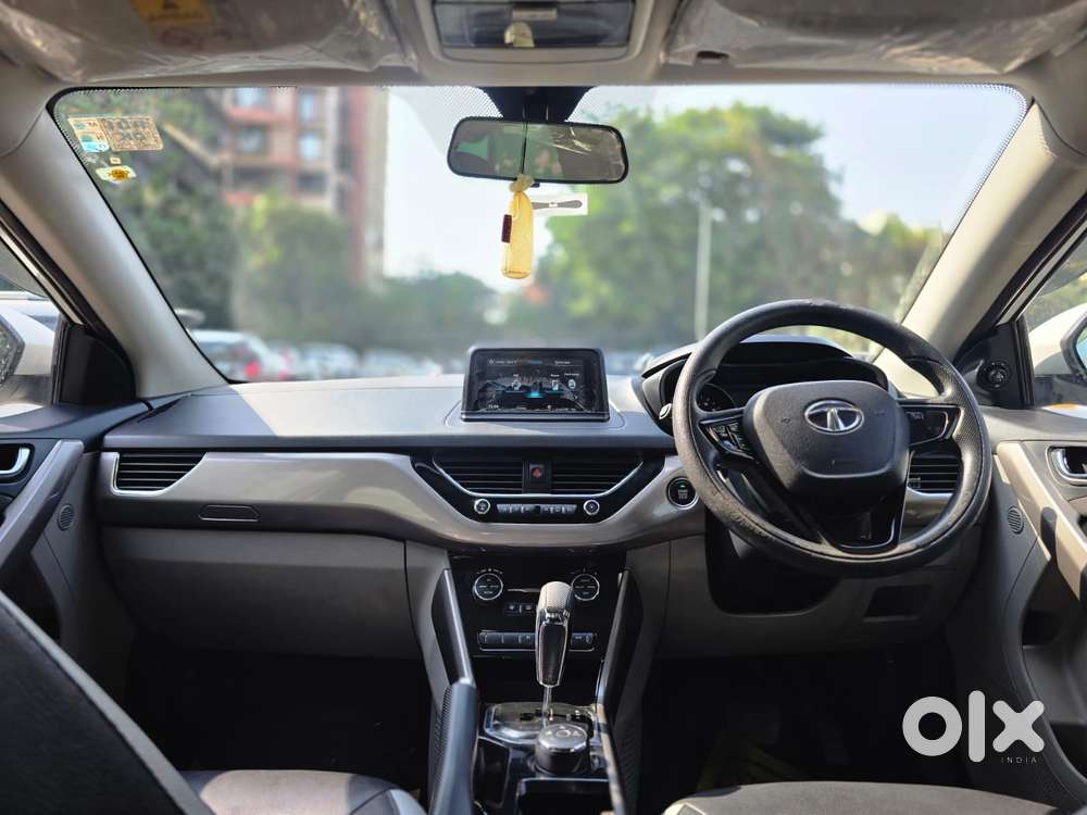 Tata Nexon 1.5 Revotorq Xza Plus Dual Tone Roof (o) Amt, 2018