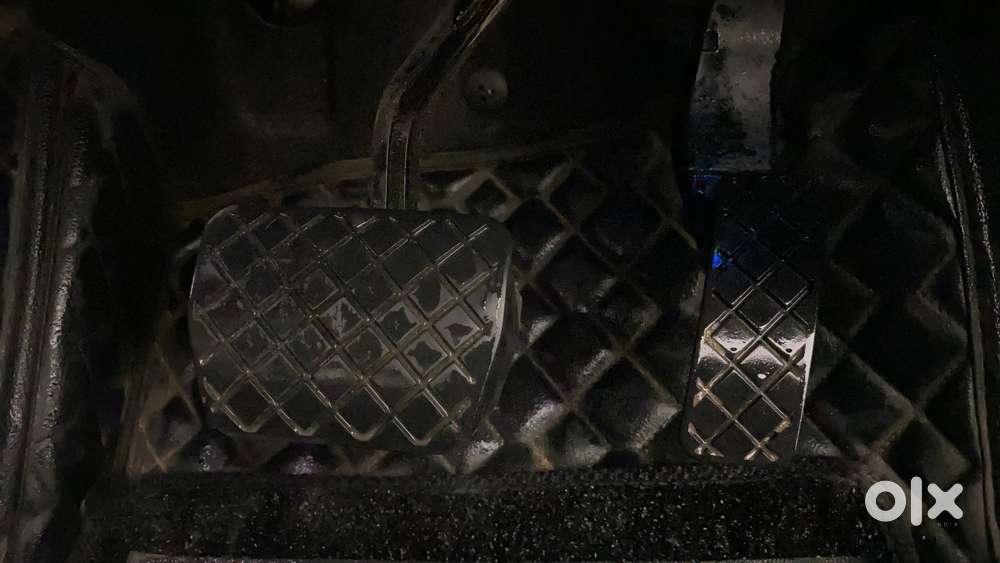 Skoda Slavia 1.0 Tsi Style At, 2024, Petrol