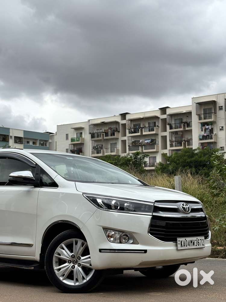 Toyota Innova Crysta 2.8z Automatic, 2019, Diesel