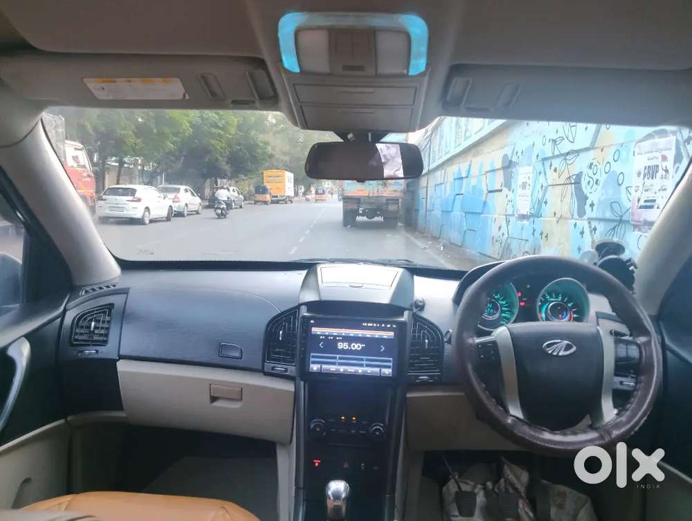 Mahindra Xuv500 2018 Diesel 160000 Km Driven