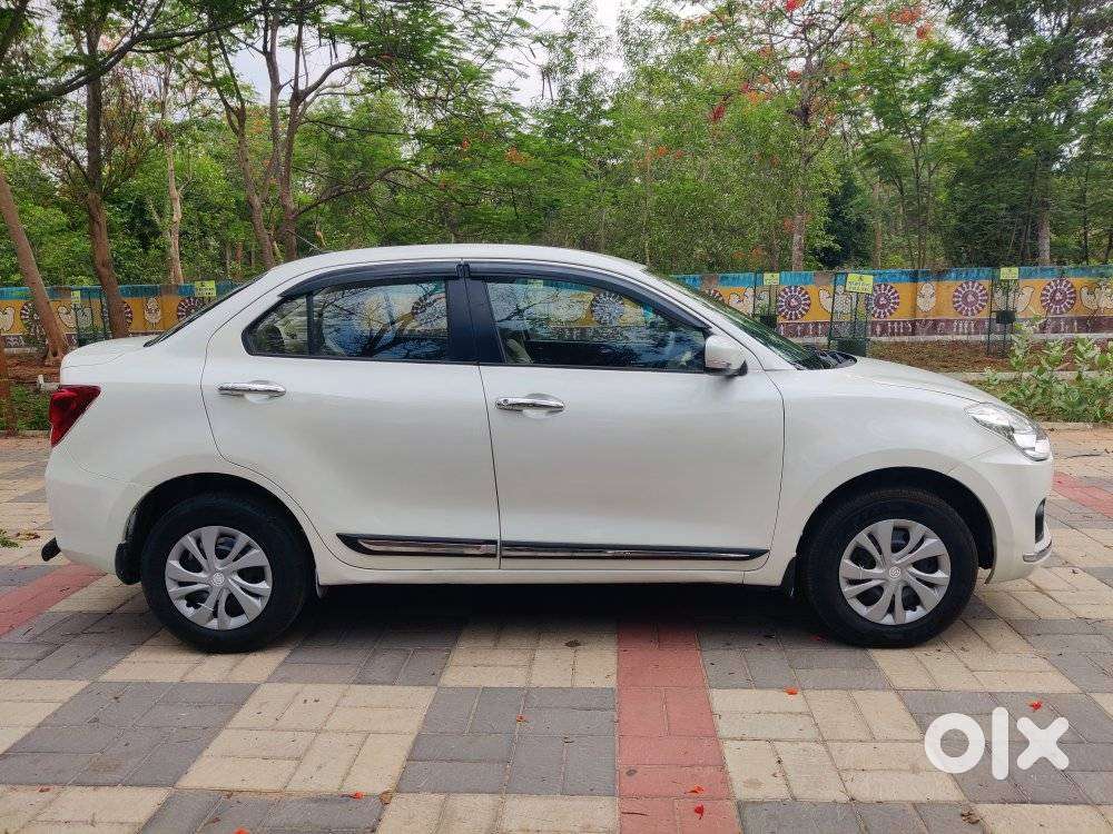 Maruti Suzuki Dzire 1.2 Vxi Amt, 2018, Petrol