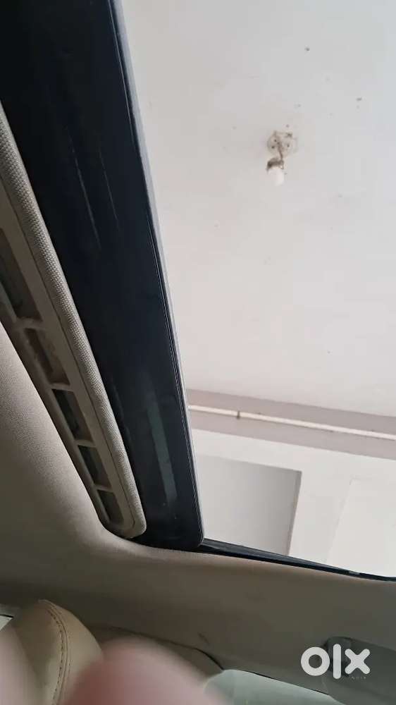 Skoda Superb High End Automatic & Sunroof In Excellent Condition