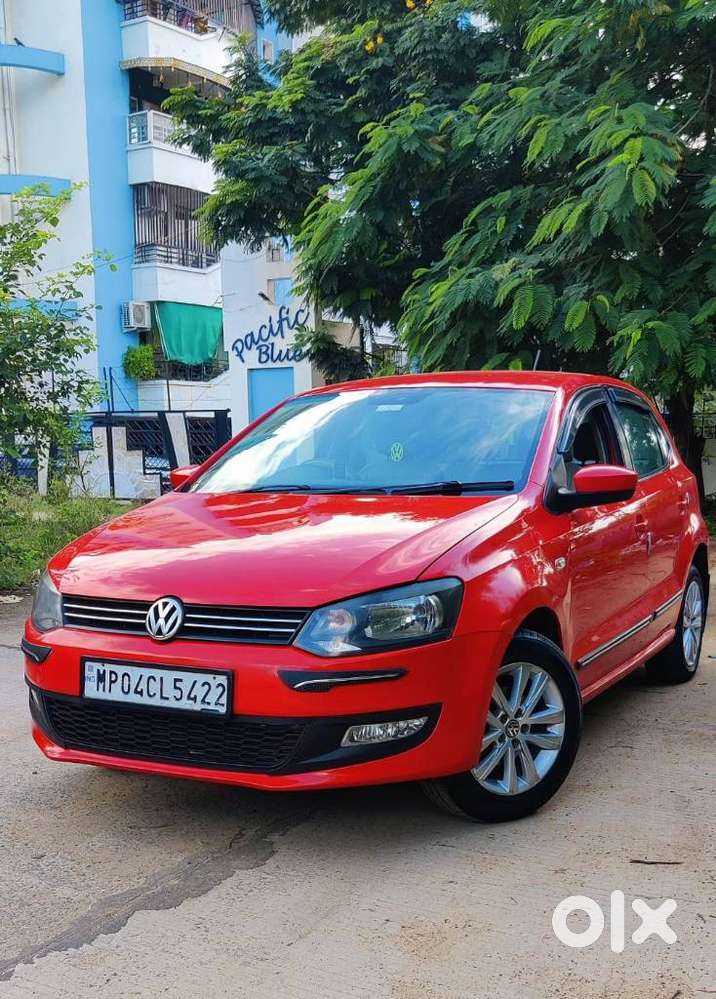 Volkswagen Polo Petrol Highline 1.6l, 2013, Petrol