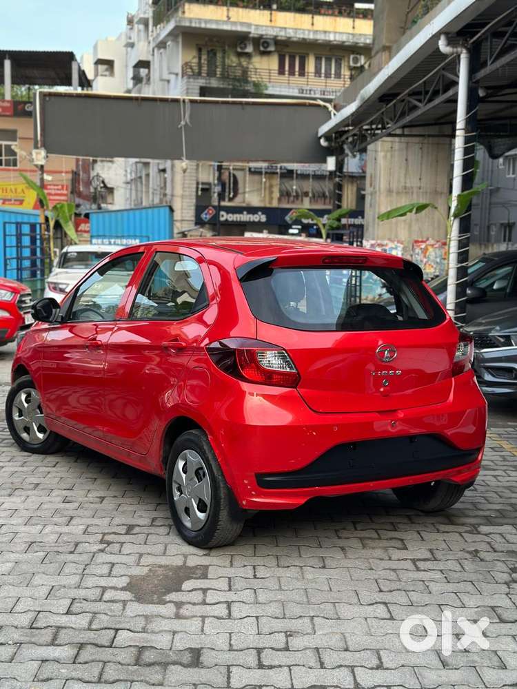 Tata Tiago 1.2 Revotron Xt (o), 2022, Petrol