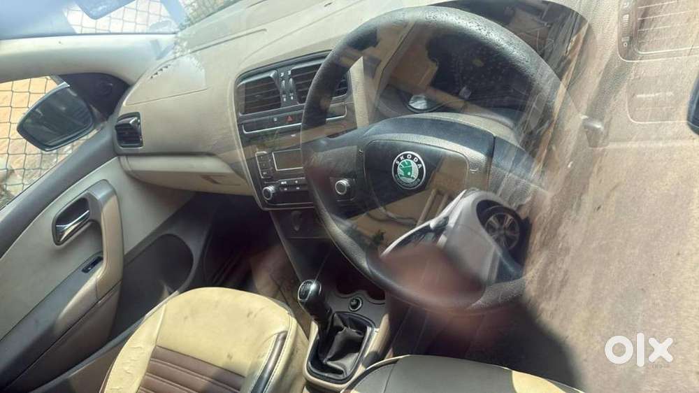 Skoda Rapid 2012