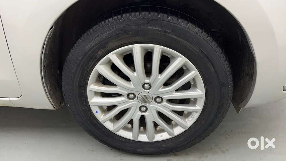 Maruti Suzuki Dzire 1.2 Zxi Amt, 2019, Petrol