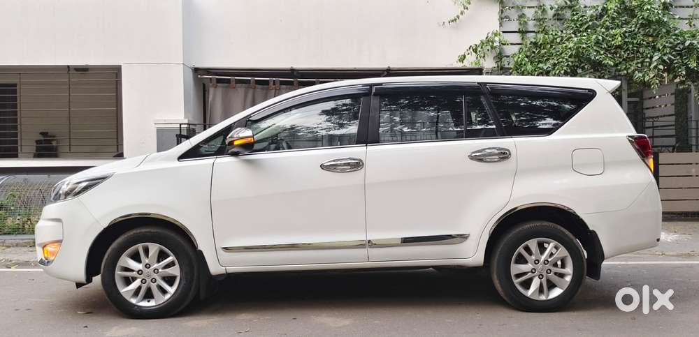 Toyota Innova Crysta [2020-ongoing] 2.4 Gx 7 Str, 2023, Diesel