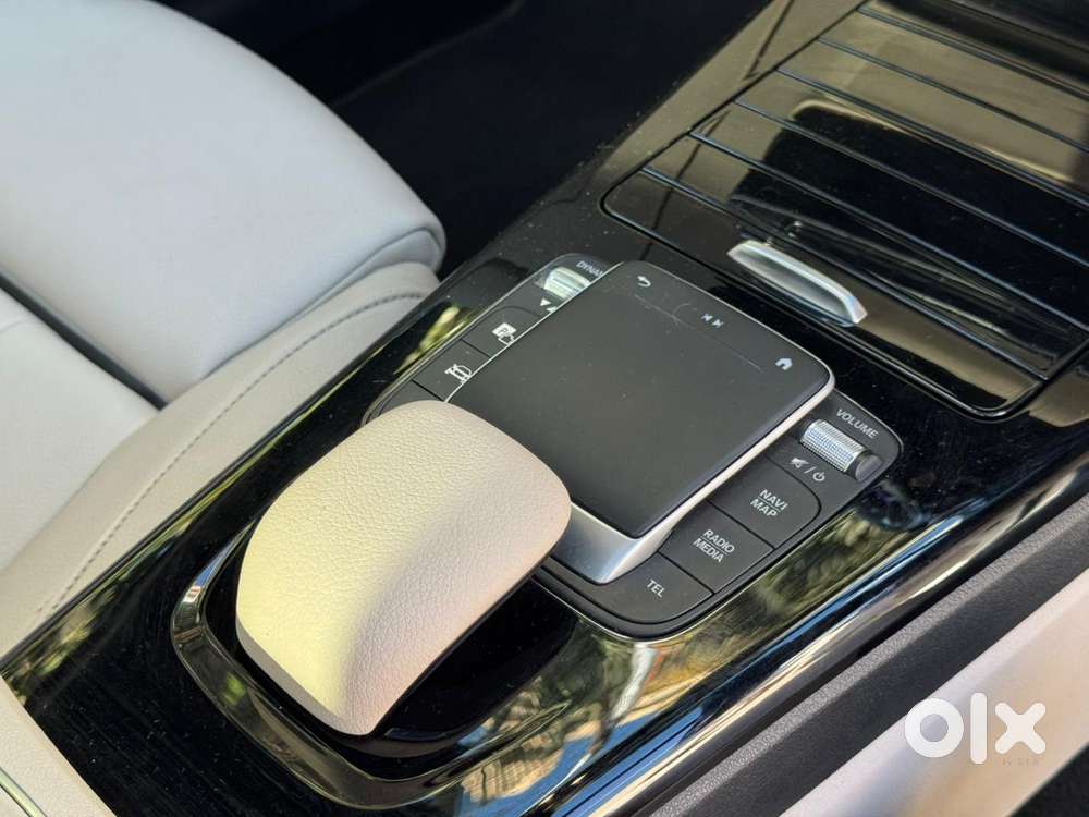 Mercedes-benz A-class Limousine 200, 2022, Petrol