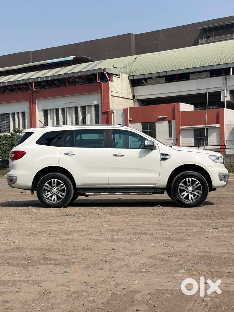Ford Endeavour 2.2 Titanium 4x2 At, 2019, Diesel
