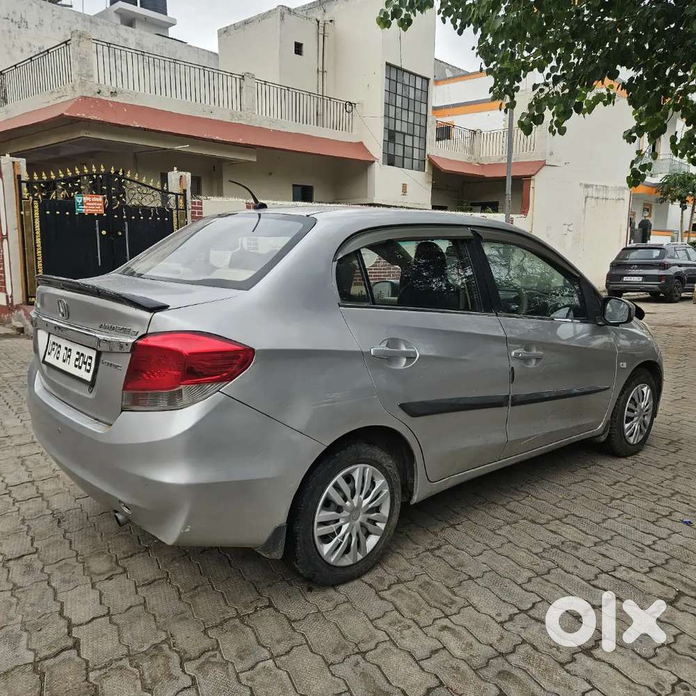 Honda Amaze 2013