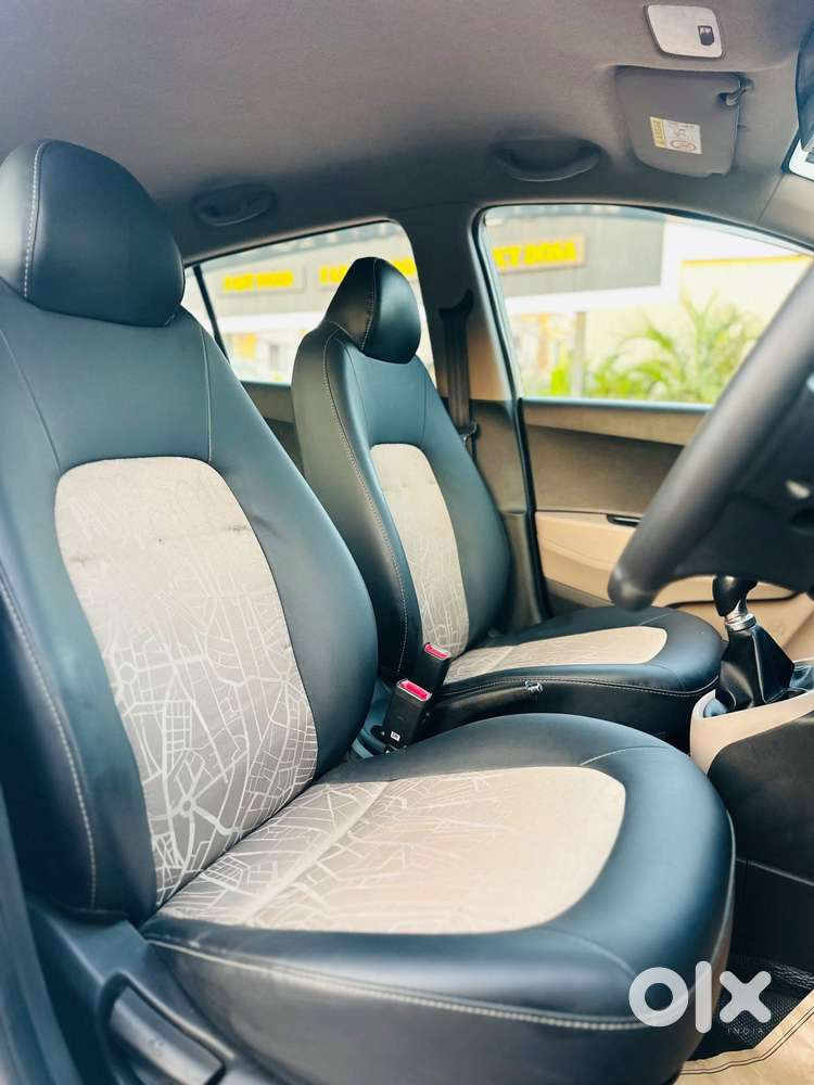 Hyundai I10 Sportz, 2017, Petrol