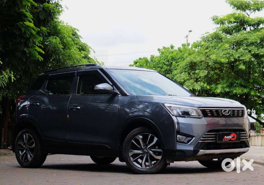 Mahindra Xuv300 W8 Option Dual Tone, 2021, Petrol