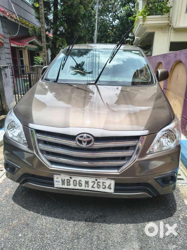 Toyota Innova 2015 Diesel Well Maintained