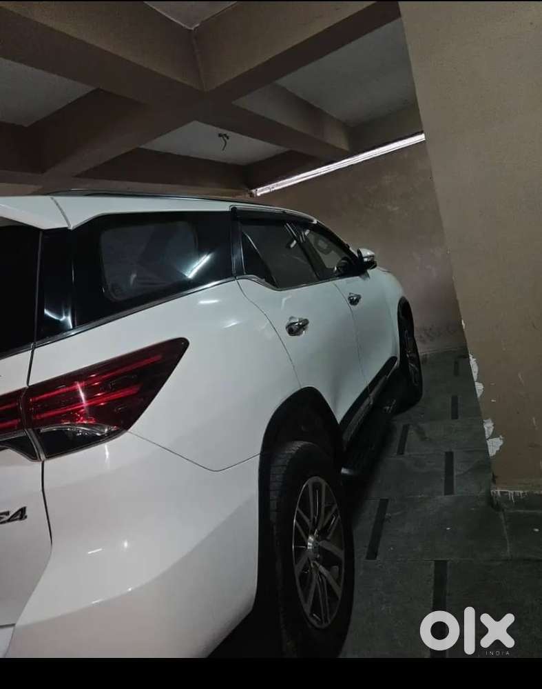 Toyota Fortuner 4x4 At 2.8 Diesel, 2018
