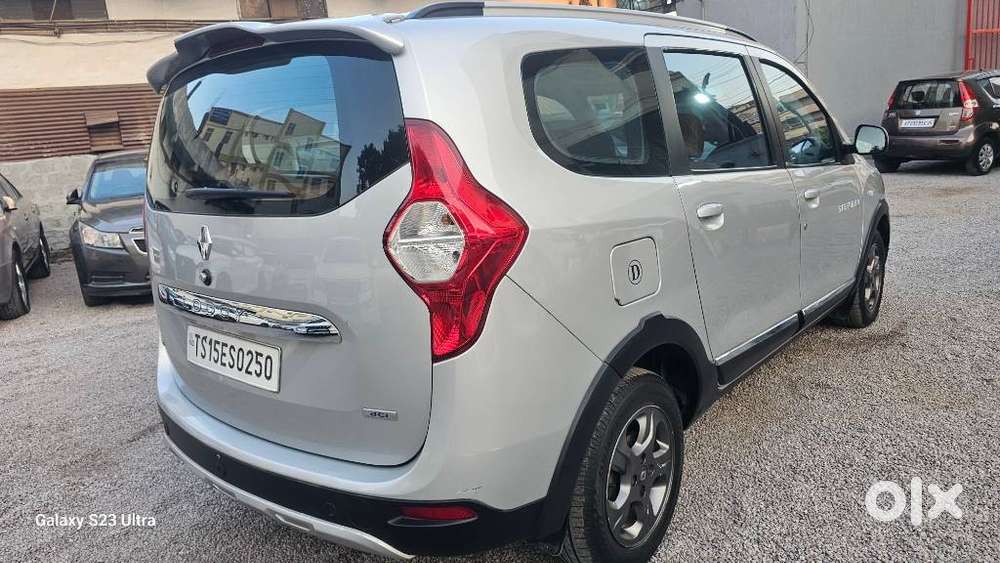 Renault Lodgy Stepway Edition 8 Seater, 2016, Diesel