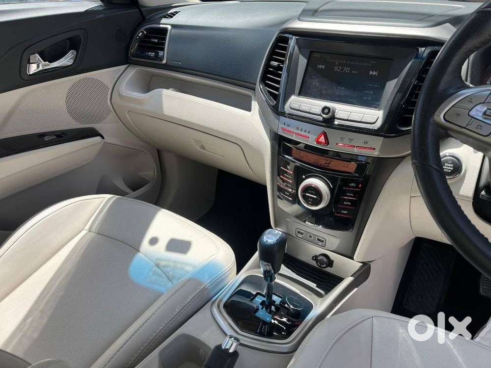 Mahindra Xuv300 W8 (o) 1.5 Diesel Amt, 2021, Diesel