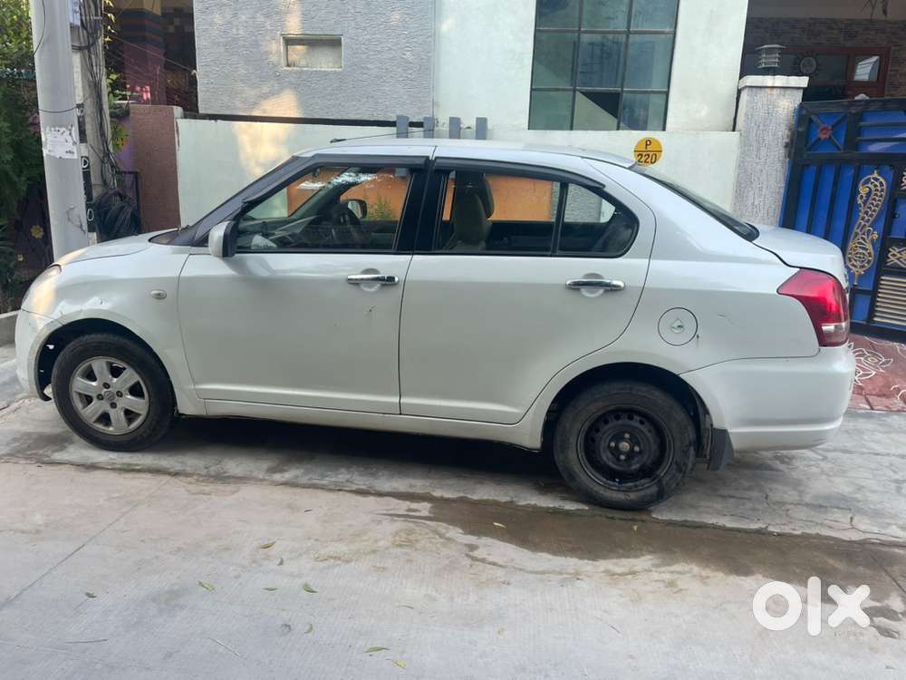 Maruti Suzuki Dzire Petrol 2011