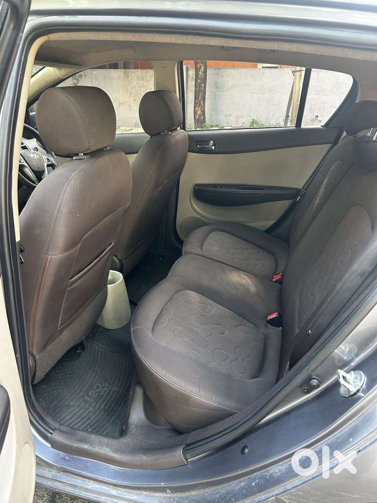 Hyundai I20 Sportz 1.2 Bs-iv, 2010, Petrol