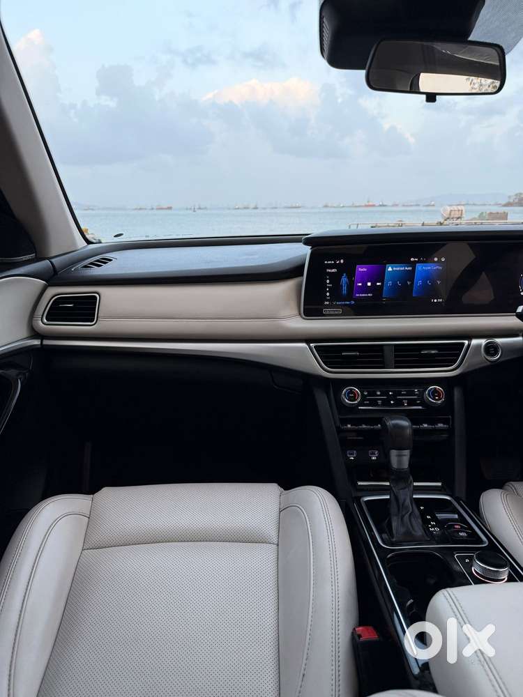 Mahindra Xuv700 2.2 Ax 7 Diesel At Luxury Pack Str, 2022, Diesel