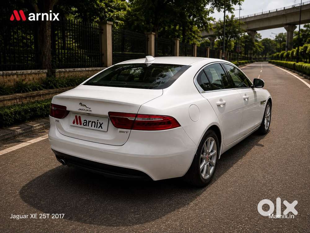 Jaguar Xe Prestige, 2017, Petrol