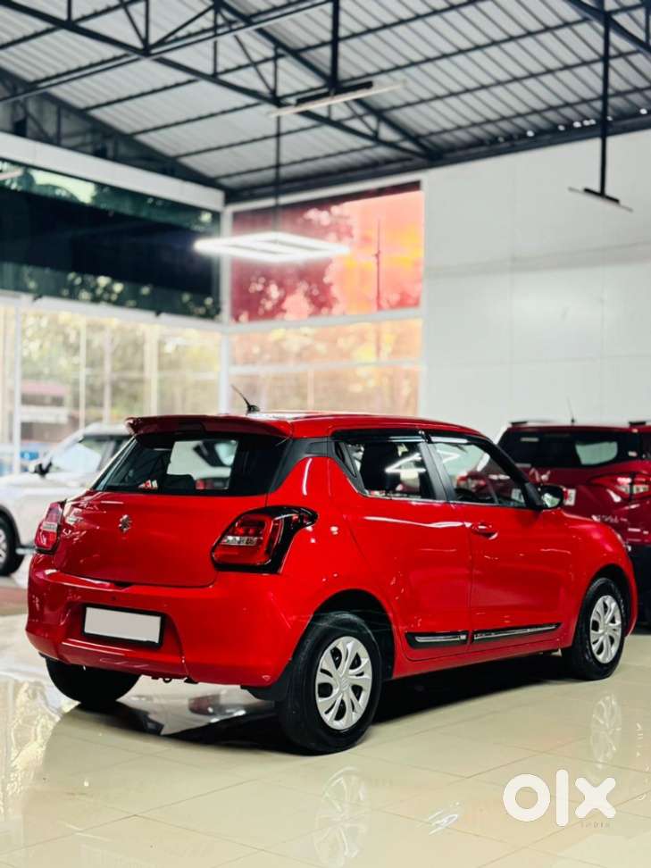 Maruti Suzuki Swift Vxi Optional, 2023, Petrol