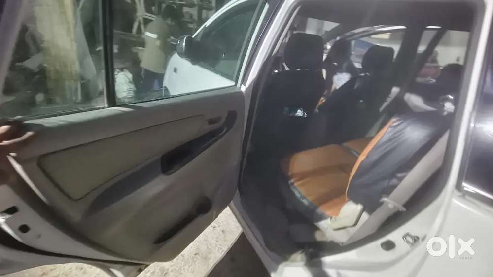 Toyota Innova Diesel 2010 Charon Tyre New Hai