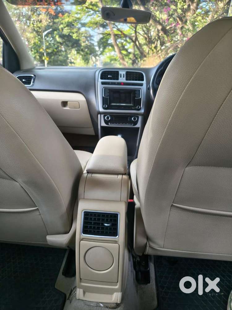 Volkswagen Vento 1.2 Tsi Highline At, 2016, Petrol