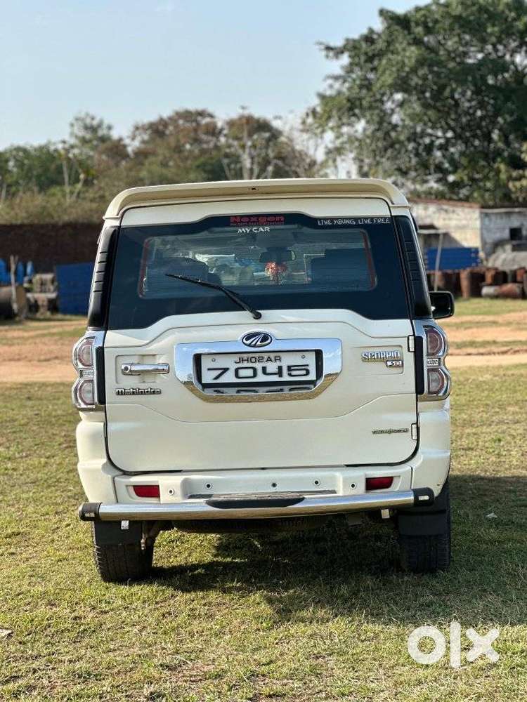 Mahindra Scorpio S10, 2017, Diesel
